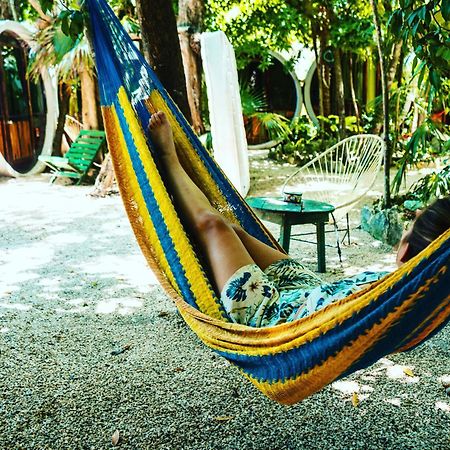 Hostal Mulut Tulum Pueblo Buitenkant foto