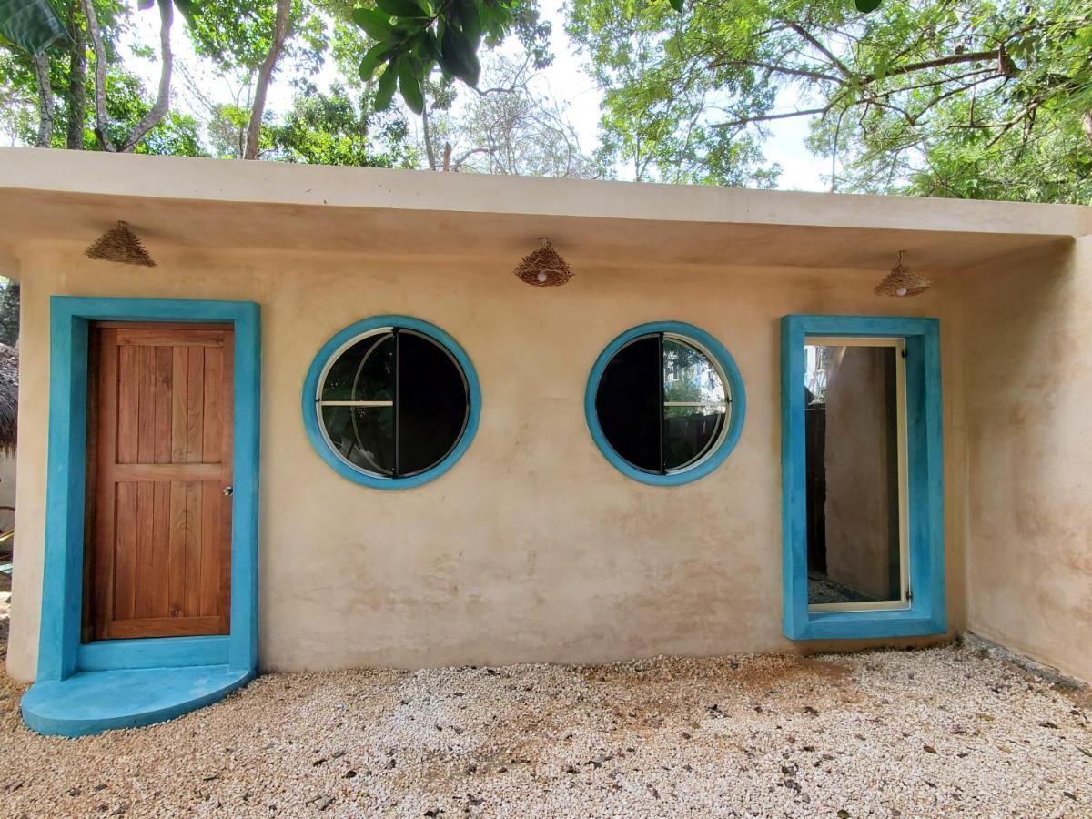 Hostal Mulut Tulum Pueblo Buitenkant foto