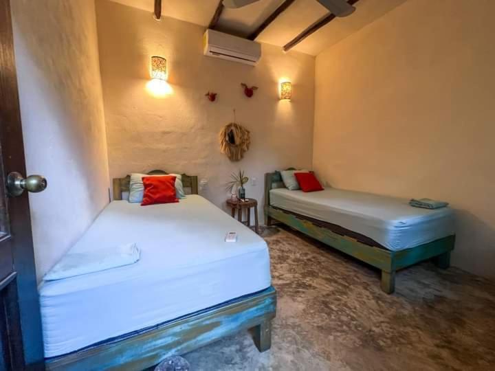 Hostal Mulut Tulum Pueblo Buitenkant foto
