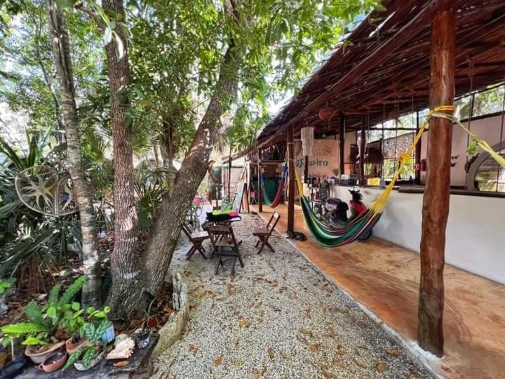 Hostal Mulut Tulum Pueblo Buitenkant foto
