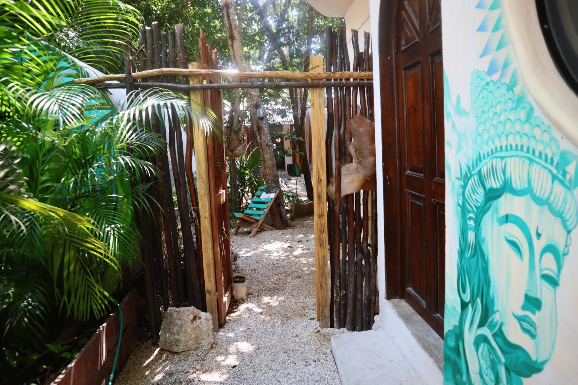 Hostal Mulut Tulum Pueblo Buitenkant foto